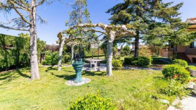 Chalet en venta en Castilla y Leon, Morales del Vino de 250.000 €