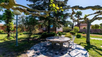 Chalet en venta en Castilla y Leon, Morales del Vino de 250.000 €