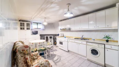Chalet en venta en Castilla y Leon, Morales del Vino de 250.000 €