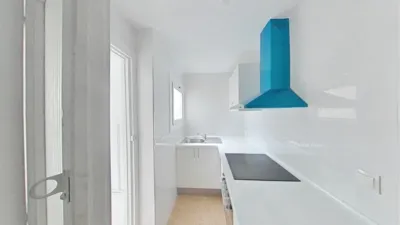 Flat in Centre-Can Mariner photo 25