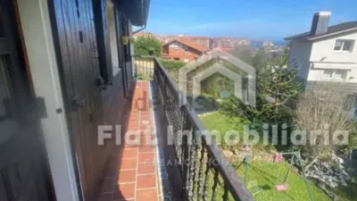 Chalet on Calle Barrio Brazomar, No. 46 photo 11