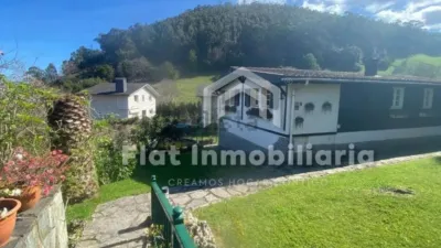 Chalet on Calle Barrio Brazomar, No. 46 photo 3