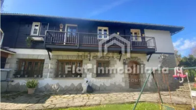 Chalet on Calle Barrio Brazomar, No. 46 photo 5