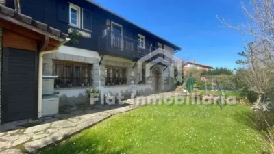 Chalet on Calle Barrio Brazomar, No. 46 photo 6