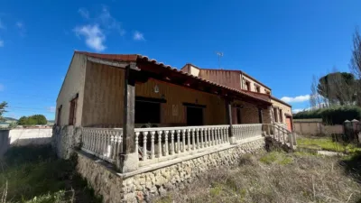 Chalet on Calle Los Canales photo 4