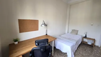 Piso en alquiler en Calle Bami, Tabladilla-Bami (Distrito Sur. Sevilla Capital) de 1.350 €<span>/mes</span>