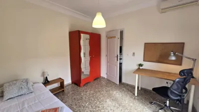 Piso en alquiler en Calle Bami, Tabladilla-Bami (Distrito Sur. Sevilla Capital) de 1.350 €<span>/mes</span>
