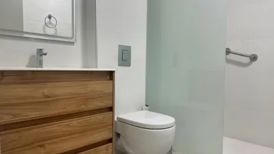Piso en venta en Calle de Lepanto, 35, cerca de Calle Castillejos, Puerto Canteras (Las Palmas de Gran Canaria) de 390.000 €