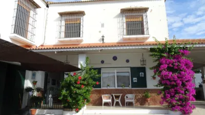 Chalet en venta en Castilleja del Campo, Castilleja del Campo de 265.000 €