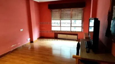 Apartment on Hermanos Menéndez Pidal Street photo 18