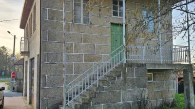 Rustic house on Paixeo Abaixo Street, No. 6 photo 4