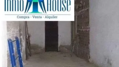 Local comercial en venta en Ensanche - Vista 2