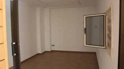 Local comercial en alquiler en Industria - Más
