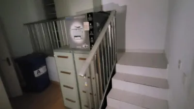 Local comercial en alquiler en Centro-Carretas - Més