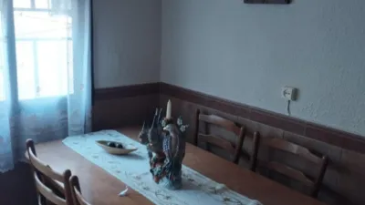 Casa adosada en venta en Castilla La Mancha, Balazote de 45.000 €