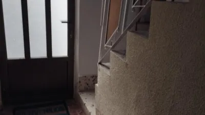 Casa adosada en venta en Castilla La Mancha, Balazote de 45.000 €