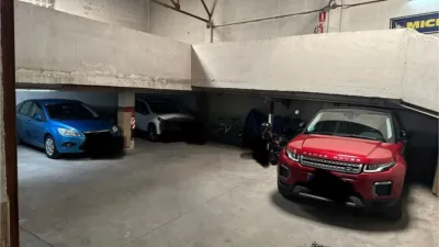 Garaje en venta en Centro - Vista 2
