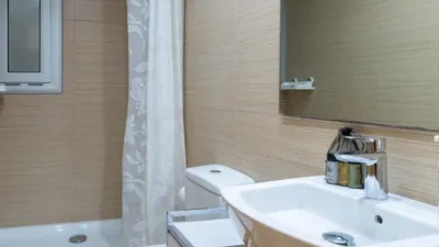 Piso en venta en Carrer de Calàbria, cerca de Avinguda del Paral·lel, Sant Antoni (Distrito Eixample. Barcelona Capital) de 510.000 €