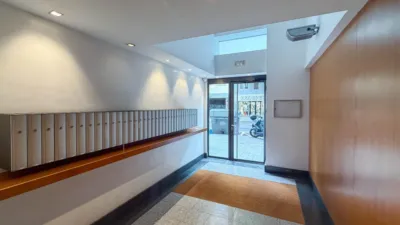 Piso en venta en Carrer de Calàbria, cerca de Avinguda del Paral·lel, Sant Antoni (Distrito Eixample. Barcelona Capital) de 510.000 €