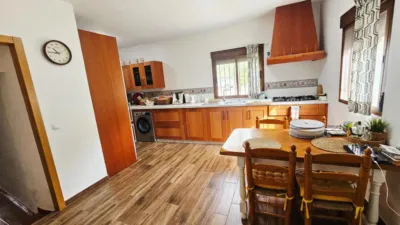 House on Calle Poligono 2, No. 30 photo 8