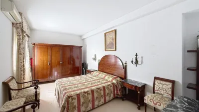 Apartment in Puerta de La Carne - Judería photo 13