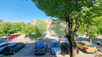 Piso en venta en Avenida Segunda, Rejas (Distrito San Blas. Madrid Capital) de 330.000 €