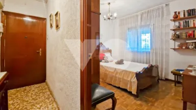 Piso en venta en Avenida Segunda, Rejas (Distrito San Blas. Madrid Capital) de 330.000 €