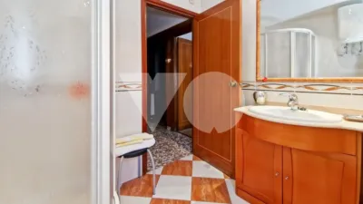 Piso en venta en Avenida Segunda, Rejas (Distrito San Blas. Madrid Capital) de 330.000 €