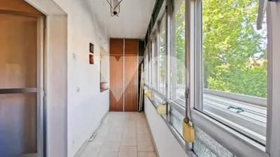 Piso en venta en Avenida Segunda, Rejas (Distrito San Blas. Madrid Capital) de 330.000 €