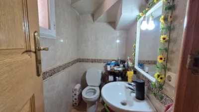 Terraced house on Calle de Villamuriel photo 5
