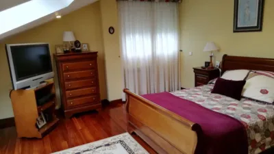Chalet en venta en Calle de la Lluja - Más