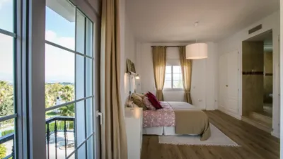 Townhouse in Buenavista- Lauro Golf photo 4