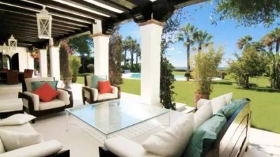 Chalet on Avenida del Pilar photo 11