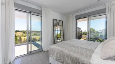 Penthouse on Calle Pico Alcazaba photo 12
