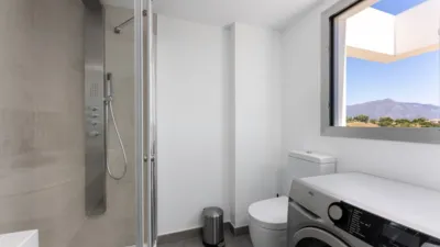 Penthouse on Calle Pico Alcazaba photo 20