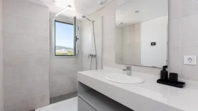 Penthouse on Calle Pico Alcazaba photo 23