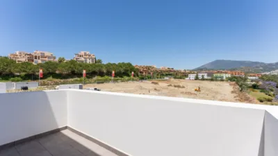 Penthouse on Calle Pico Alcazaba photo 10