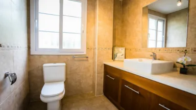 Townhouse in Buenavista- Lauro Golf photo 9