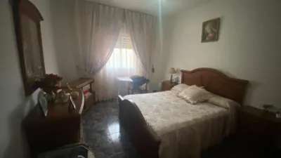Chalet on Urb los Riachuelos Street photo 36