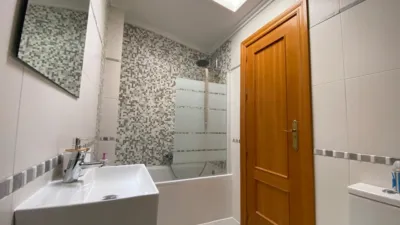 Top-floor apartment on Calle Vereda de Jaén photo 24