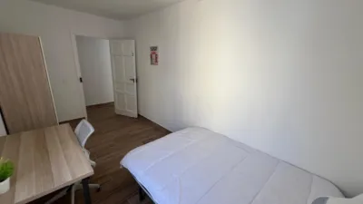 Piso en alquiler en Calle de Campomanes - Imagen 14