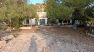 Rustic finca in Peña de Las Águilas photo 4