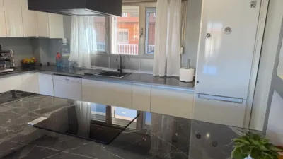 Casa adosada en venta en Calle de Hoyo de la Arena, Valdestillas de 199.000 €