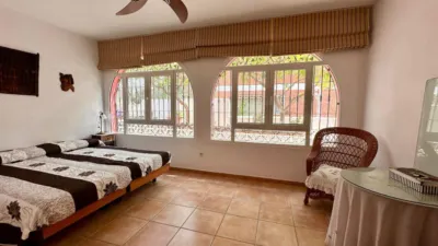 Chalet en venta en Calle de los Ángeles, Aguadulce Norte (Distrito Aguadulce. Roquetas de Mar) de 420.000 €