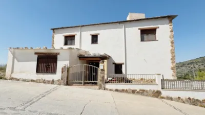 Chalet on Federico Garcia Lorca Street photo 3