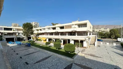 Casa adosada en venta en Paseo de las Acacias, Aguadulce Sur (Distrito Aguadulce. Roquetas de Mar) de 297.000 €