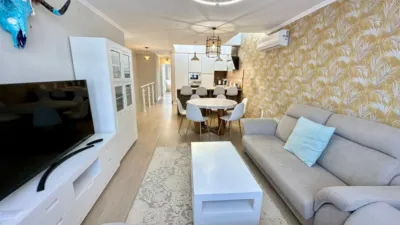 Casa adosada en venta en Paseo de las Acacias, Aguadulce Sur (Distrito Aguadulce. Roquetas de Mar) de 297.000 €