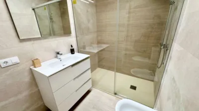 Casa adosada en venta en Paseo de las Acacias, Aguadulce Sur (Distrito Aguadulce. Roquetas de Mar) de 297.000 €