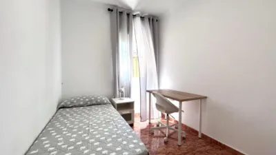 Habitación en alquiler en Calle Hermandad, San Luis-Los Molinos (Almería Capital) de 275 €<span>/mes</span>