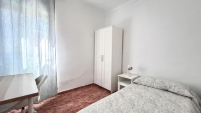 Habitación en alquiler en Calle Hermandad, San Luis-Los Molinos (Almería Capital) de 275 €<span>/mes</span>